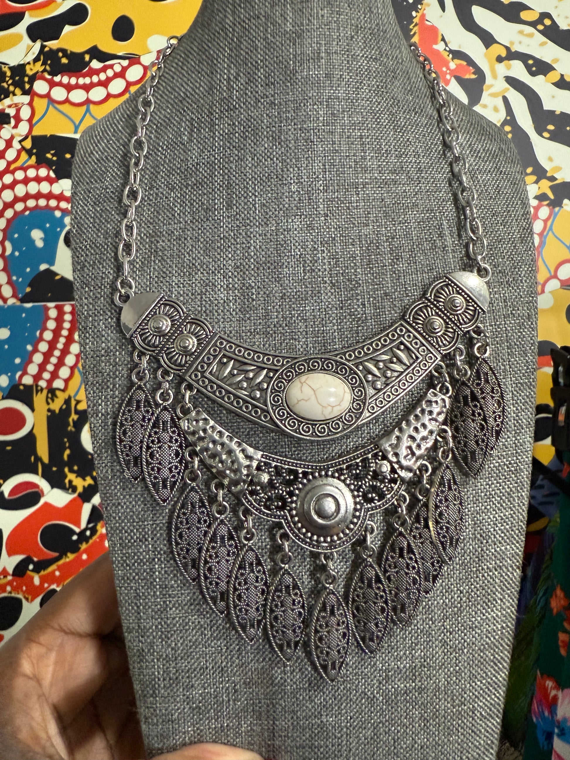 Silver necklace white stone