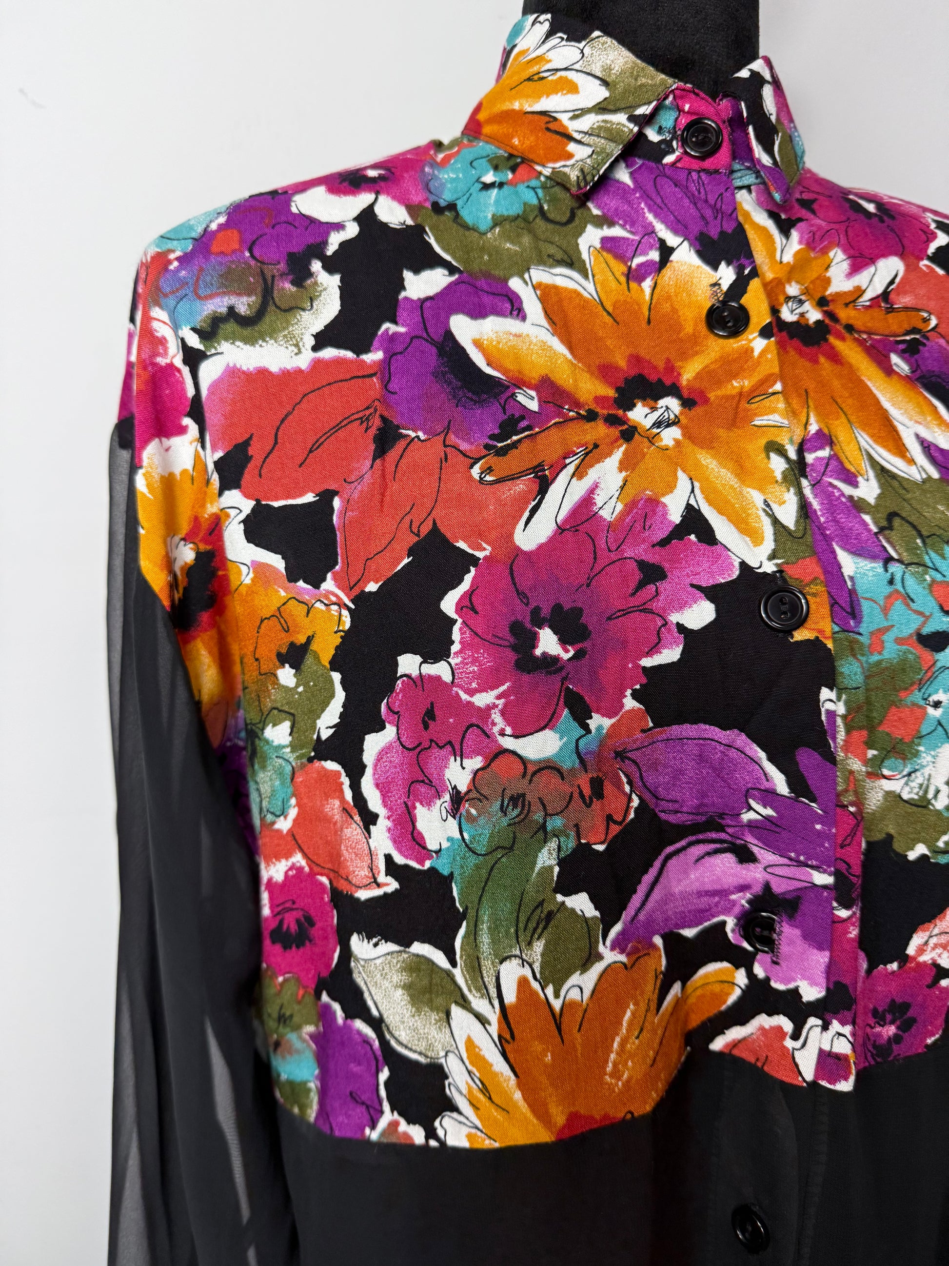 Floraaaaa vintage floral and sheer top