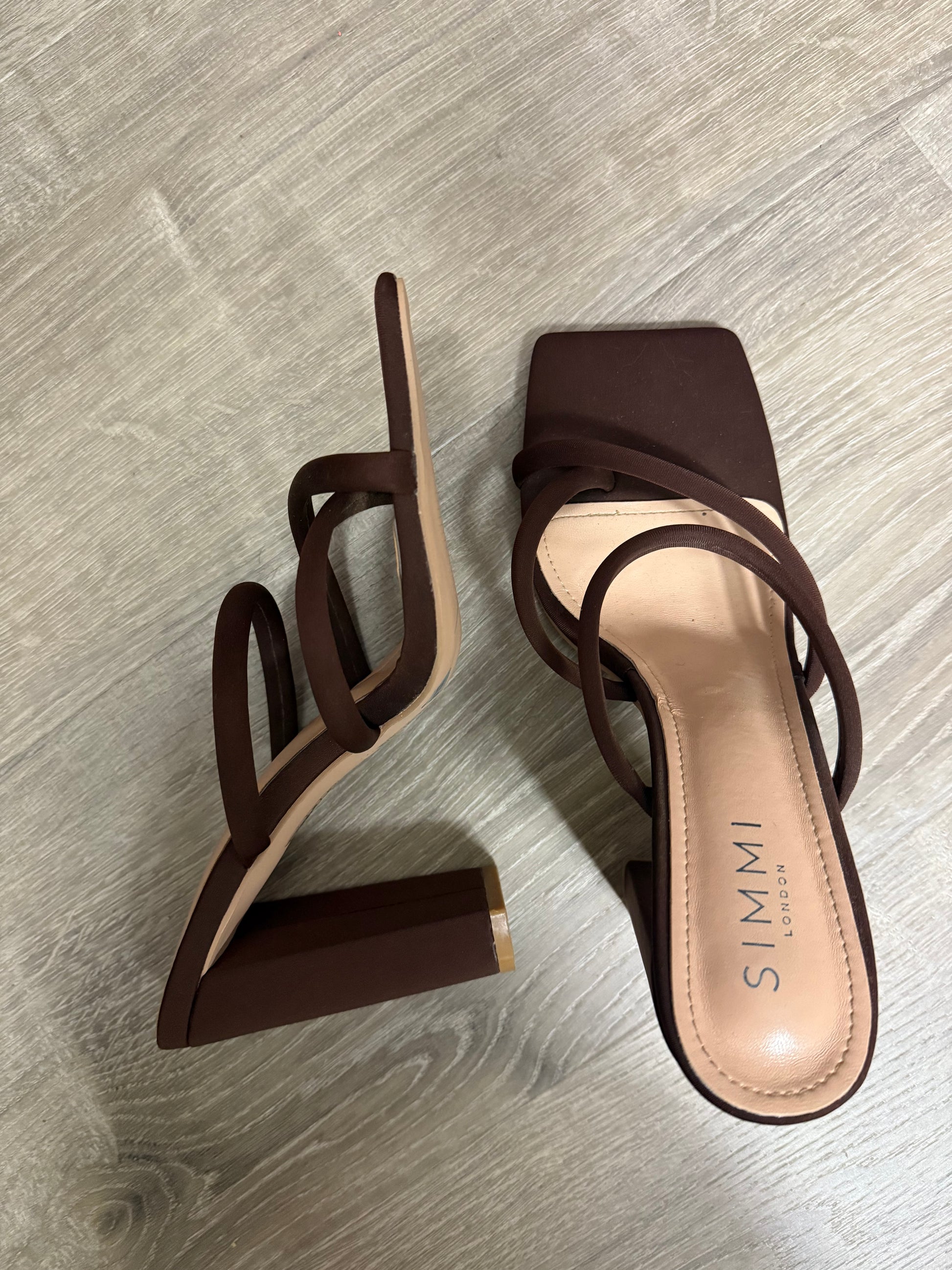 Chocolate brown chunky heel shoes